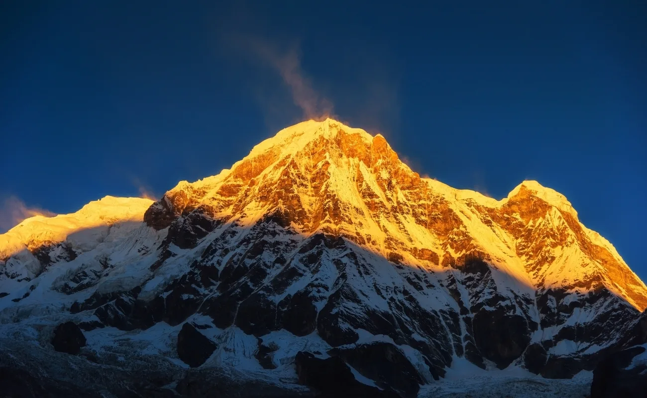 sunrise-view-from-annapurna-base-camp